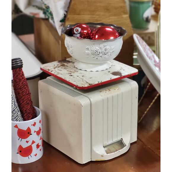 Vintage Scale "Maid of Honor Scale" 25lb Tabletop Scale, Farmhouse Kitchen Decor - Picture 5 of 10
